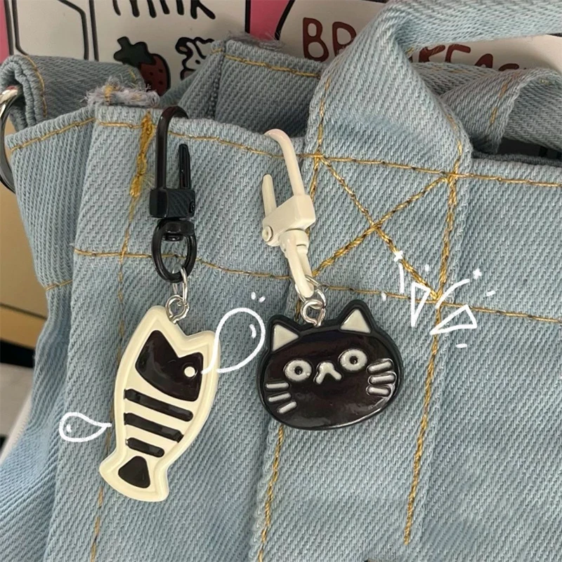 Cute Little Cat Keychain Creative Fish Cat Resin Cartoon Doll Pendent Fashion Bag Accessories For Kids Couple Gift Car Keyring