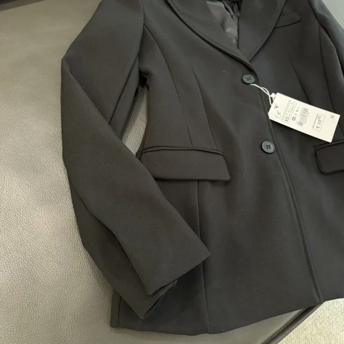 بلايزر وبدلات