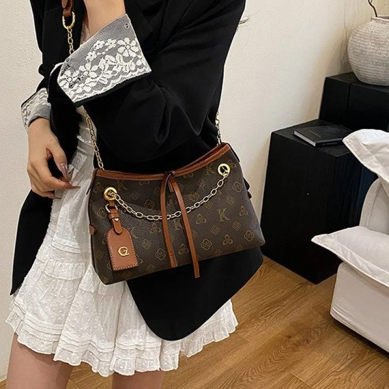

Trendy Designer Ladies Messenger Bag Premium Leather Crossbody Shoulder Handbag Women's Luxury Elegant Tote Purse