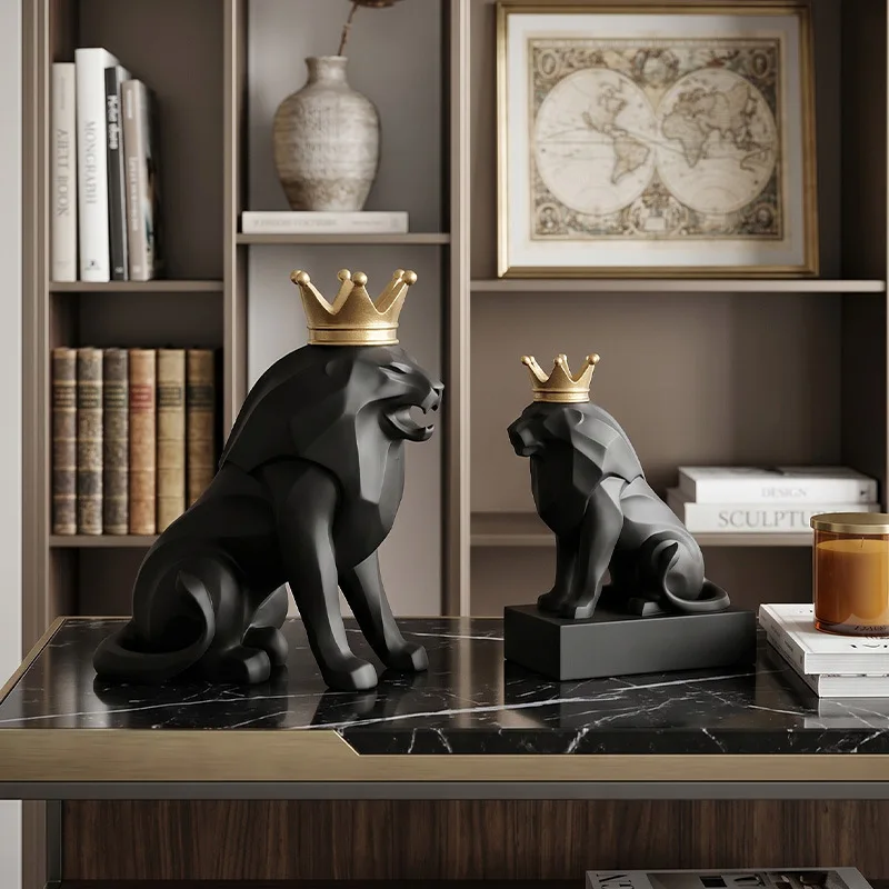 Resin Lion Statue Crown Geometric Animal Figurine Modern Bookcase Display Shelf Art Sculpture Office Desktop Home Decor Ornament