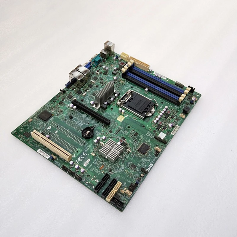 X9SCL-LN4 الأصلي للوحة الأم Supermicro Servr يدعم شرائح ECC النقية C202 شرائح 1155 دبوس يدعم Xeon E3-1200/Core i3