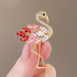 Trendy White Pink Crystal Flamingo Bird Brooches For Women Luxury Animal Inlaid Rhinestone Metal Brooch Pins Party Jewelry Gifts