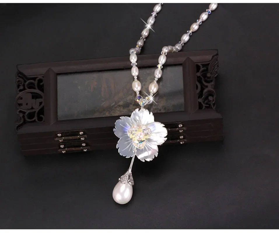 우아한 꽃무늬 스웨터 체인, 가을과 겨울을 위한 길고 다재다능한 크리스탈 목걸이