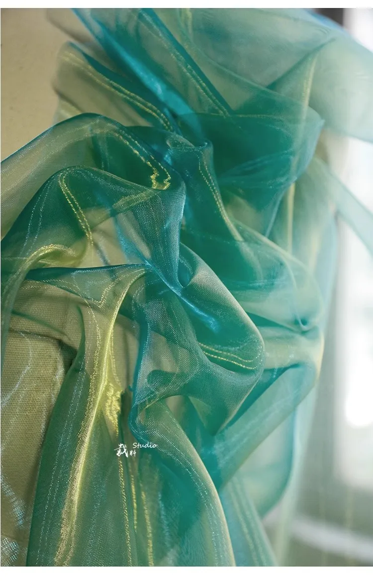 غزل مخصص لفستان جميل أو ذيل حورية البحر #4