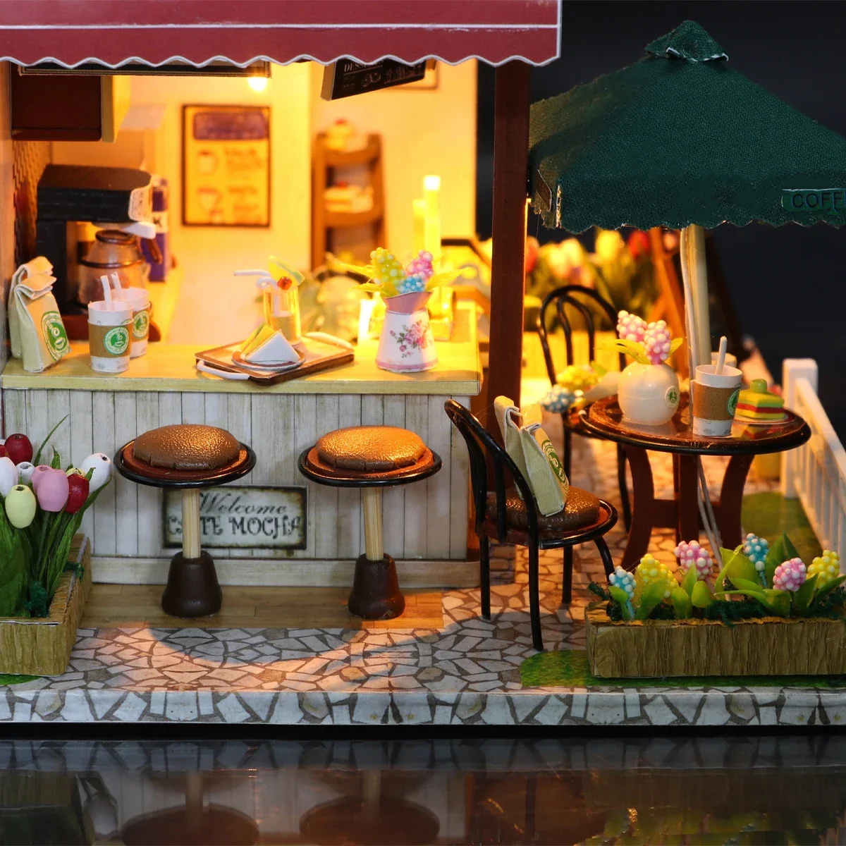 Coffee Shop Mini Doll House, Kit de casa pequena DIY, Production Room Princess Toys, Decoração de quarto com móveis