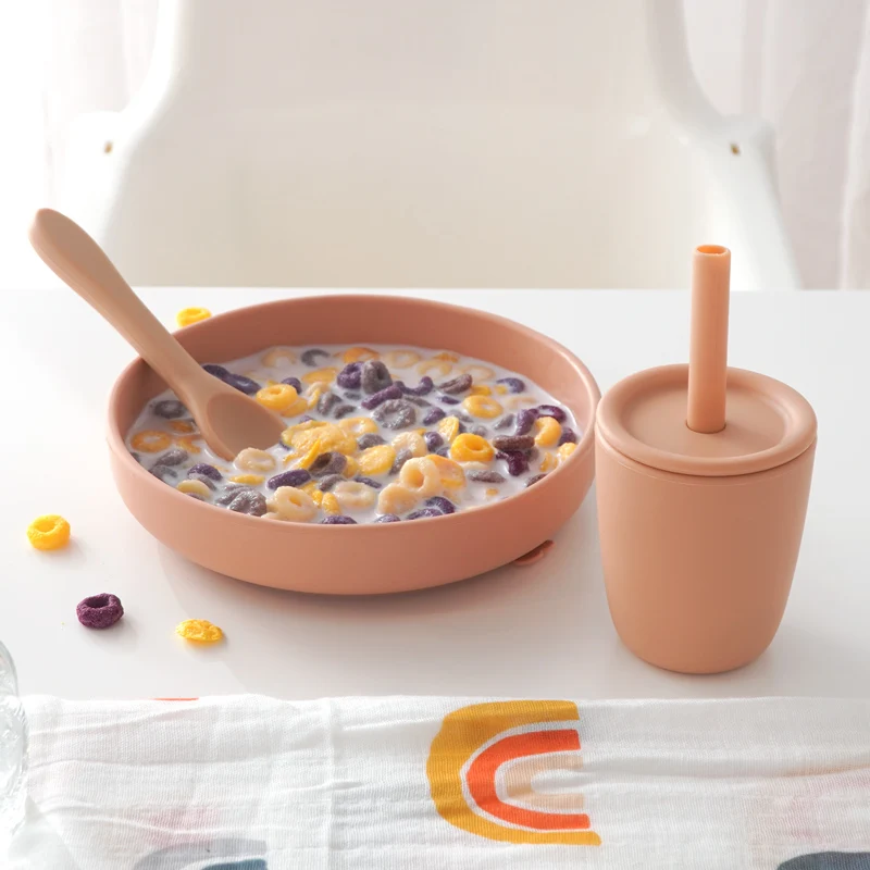 2Pcs/Set Silicone Baby Feeding Plate Tableware For Kid Waterproof Suction Dishes With Spoon Children Train Baby Stuff