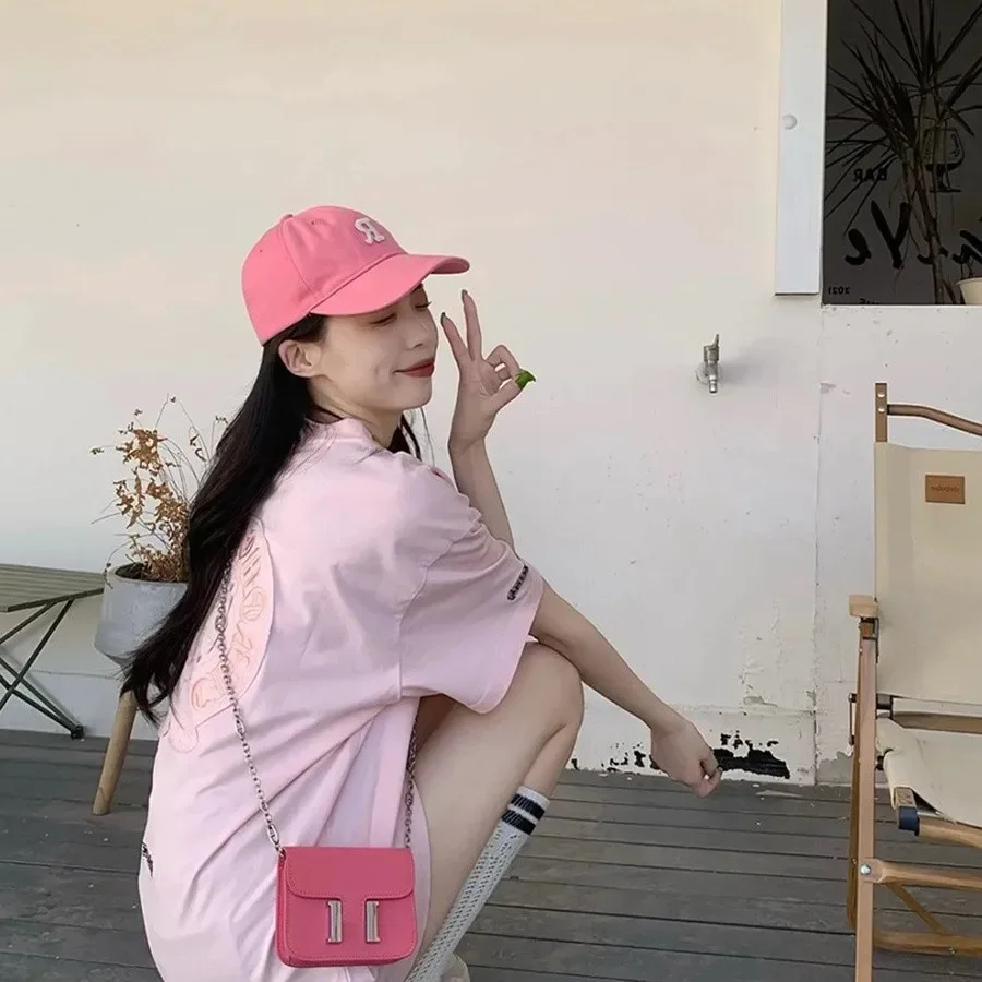 حقيبة كتف صغيرة من الجلد الطبيعي على شكل حرف H، سلسلة أنف خنزير، بصمة يد من جلد البقر، أحمر شفاه، حقيبة مربعة صغيرة، طراز عتيق