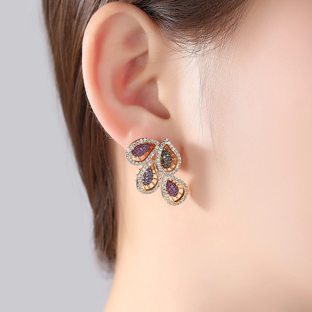 LUOTEEMI Luxury Rainbow Multiple Color Leaves Stud Earring for Women Luxury Leaf AAA Cubic Zirconia Wedding Jewelry for Bridal