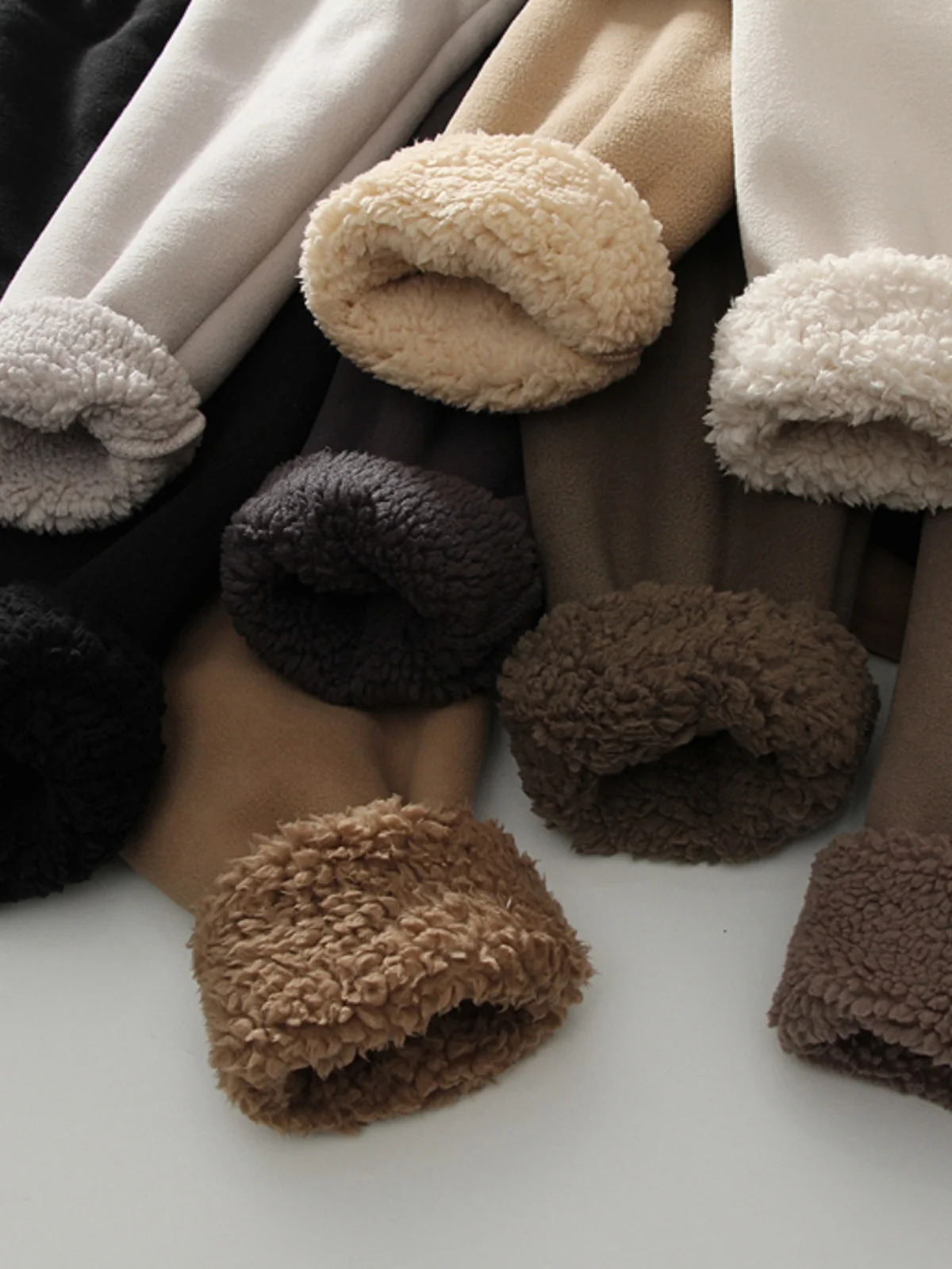 

Double Layer Zipper Closure Faux eepskin Lamb Velvet Warm Stand Collar Cardigan Jaet Outerwear for Men And Women in 7 Colors