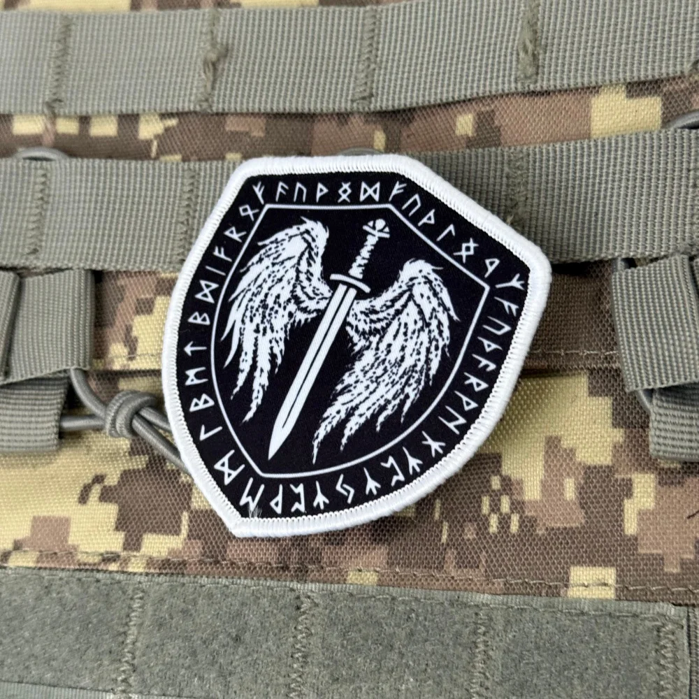 Parche táctico alado espada – insignia con sujeción de gancho - imagen 4
