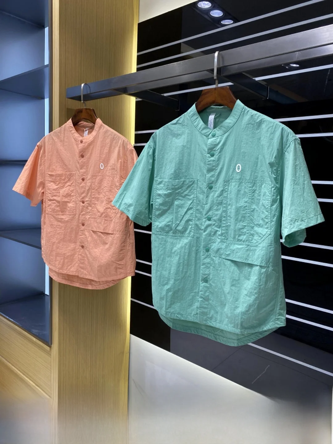 Loose Fit Short Sleeve Shirt Men's New Summer Breathable Waterproof Stand Collar Casual Shirt Versatile for Couples