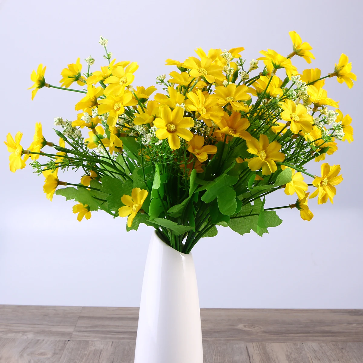 

3pcs Artificial Flowers Realistic Silk Daisy Bouquet Yellow Chrysanthemum Decorative Plants Home Office Wedding Party Gifts