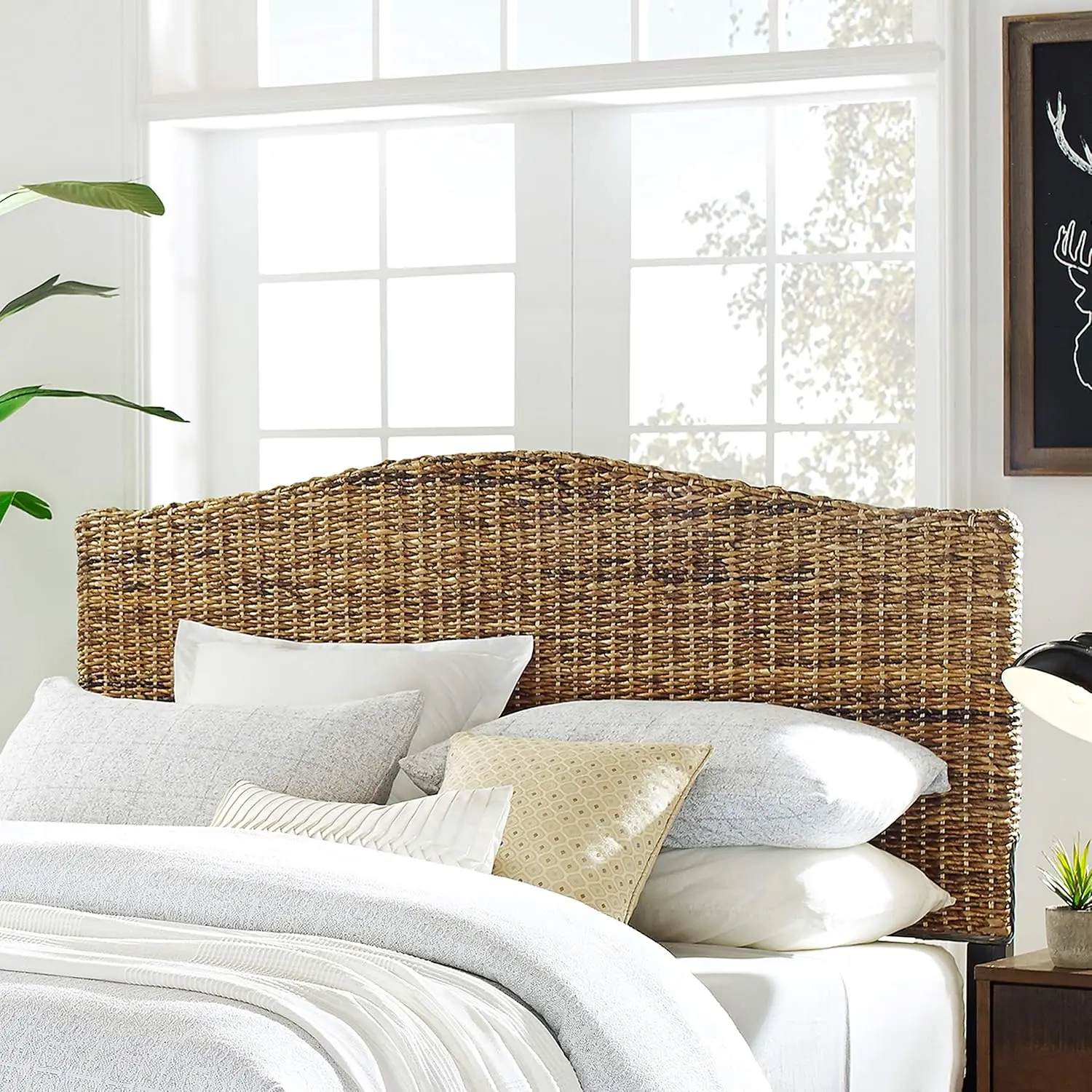 Handwoven Natural Fiber Rattan Bed Headboard Banana Leaf Queen Size Bedroom Furniture, Customized
