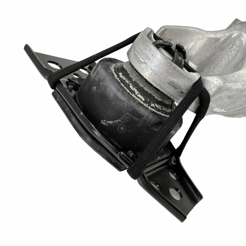Car Engine Mount Assembly Vibration Isolation Pad Bracket 112103657R New Original Accessories For Renault SM5 2.5 SM7 3.5 Laguna view 3