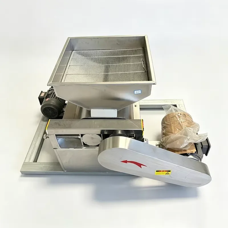 High Quality Electric Urea Pulverizer & Crusher with Motor & Engine-Multi-Function Granule Chopper Packaging Machine 220V