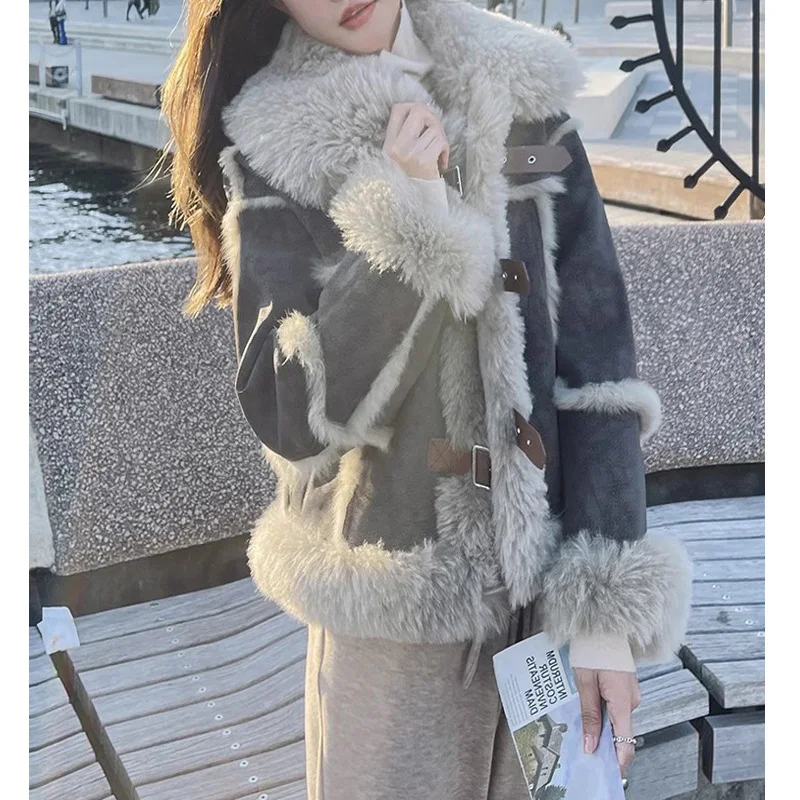 Damska kurtka z futra jagnięcego na jesień i zimę 2024, motocyklowa, ocieplana, skórzana, futrzana, mała, elegancka, wysokiej jakości płaszcz bawełniany.