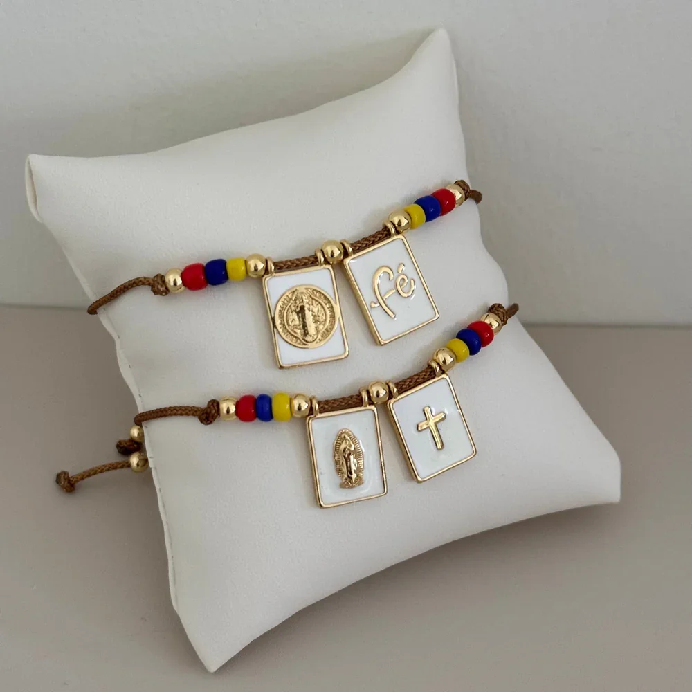 أساور ESCAPULARIO المصنوعة يدويًا للنساء ، مجوهرات عصرية ، خيوط دينية ، غوادالوبي ، العذراء سان بينيتو ، هدايا المهرجان