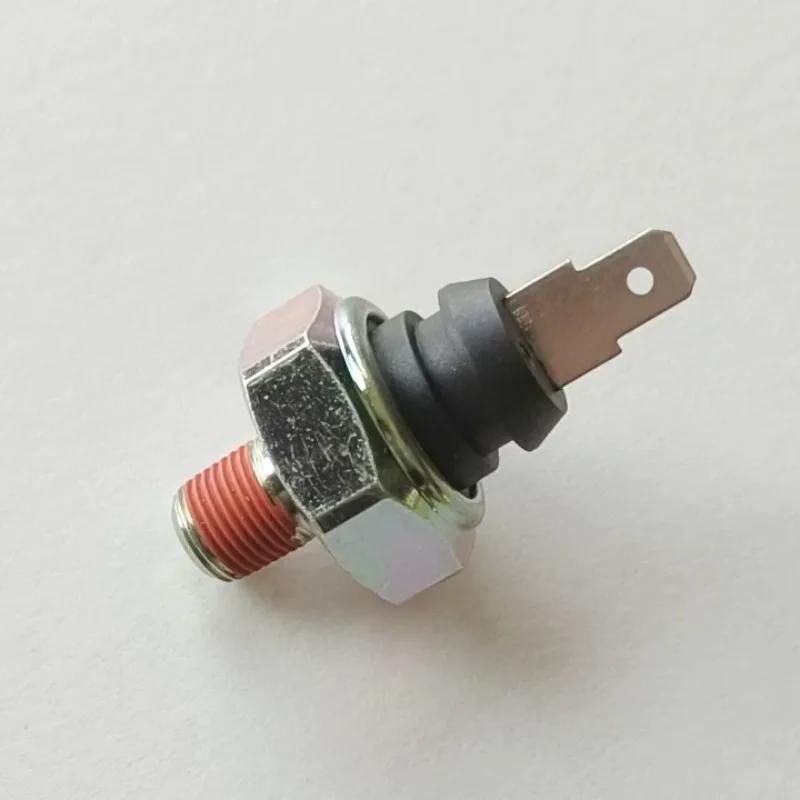 1.0L-466Q 1.2L-473Q Engine Oil Pressure Alarm Level Sensor Plug for Changan Jinniuxing Star7 6406 5