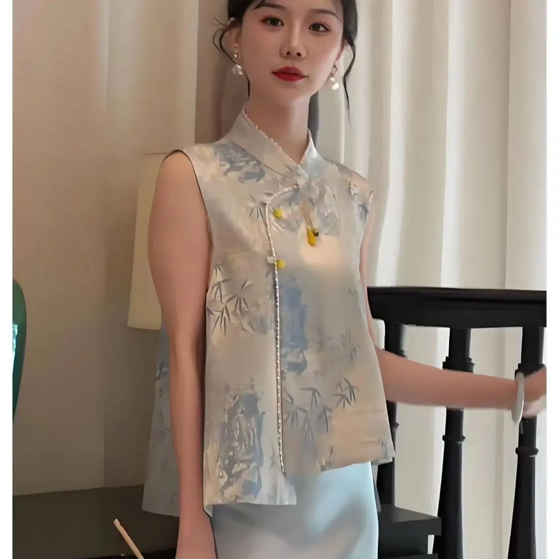 

New Chinese Sle Thin Svel Vest Summer Satin Embroidery Heavy Faion Versatile Tank Top Commute Sle Regular Length