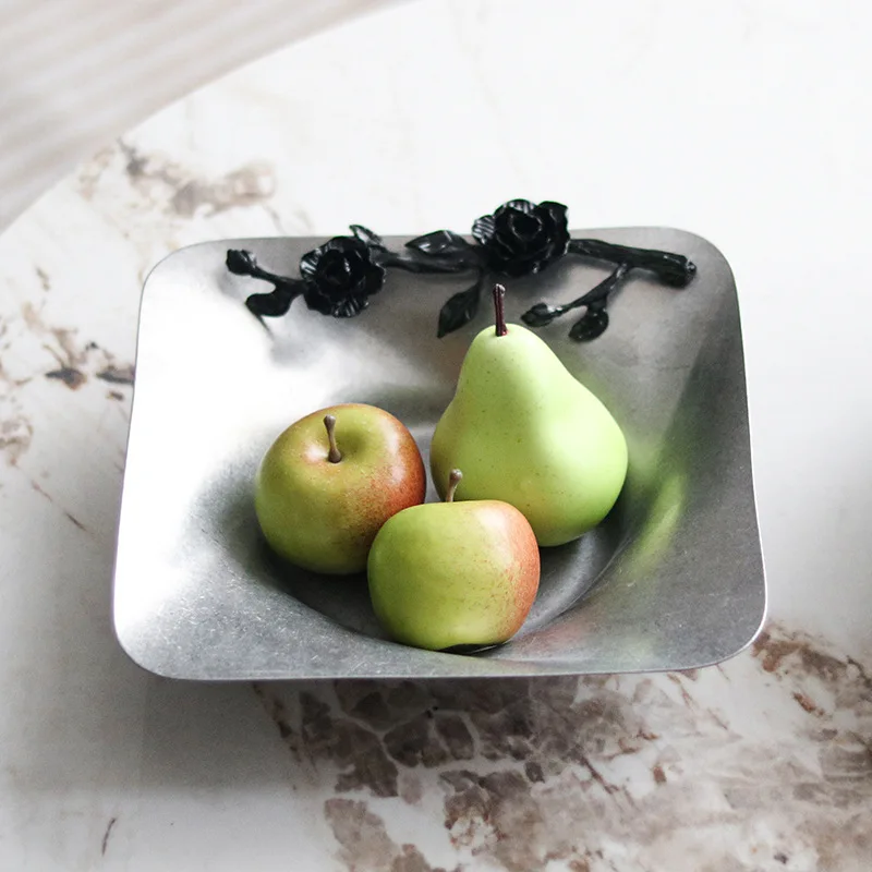 Retro leaves embellished fruit plate ornaments model room sales office restaurant hotel nostalgic dried fruit plate decoration