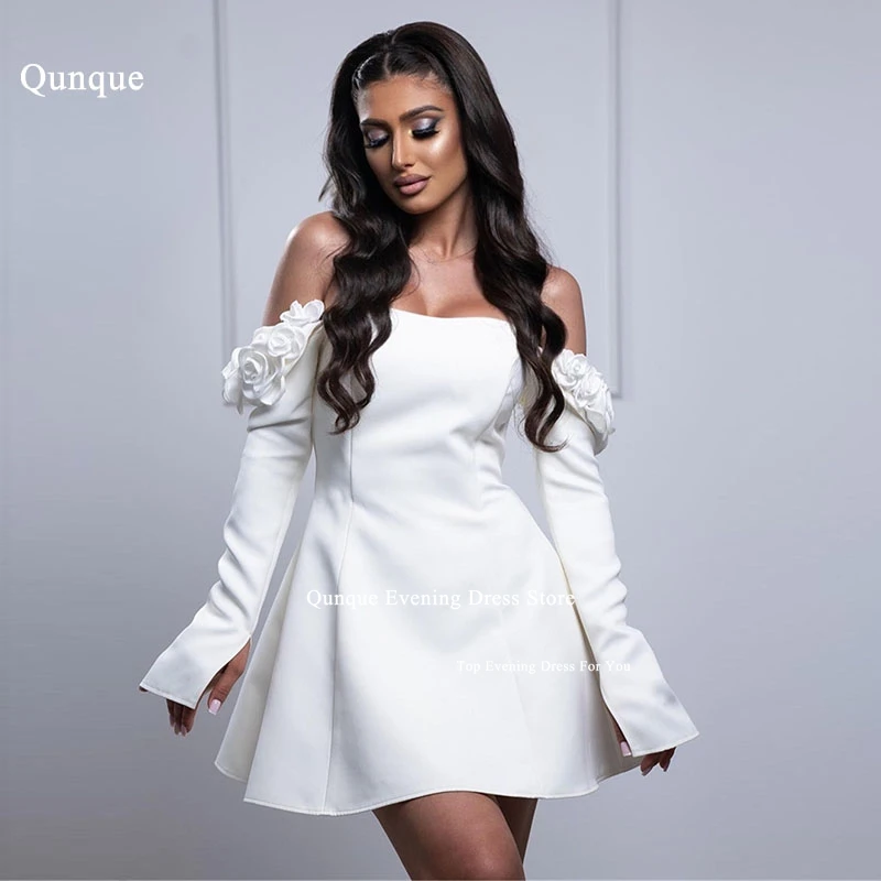 Qunque korte mini-a-lijn trouwjurk uit de schoudermouwen met 3D-bloemen satijnen bruidsjurk vestidos de noiva op maat