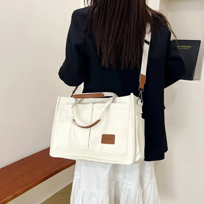 

Stylish Women's Tote Bag Elegant Leather Handbag By Famous Designer For Ladies - Shoulder Crossbody Classic