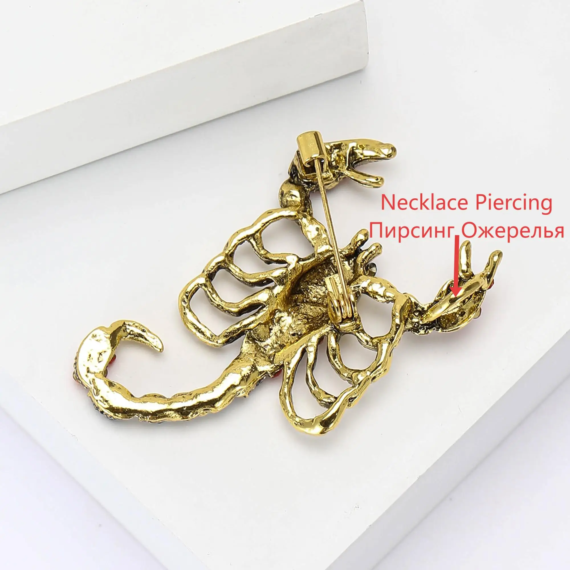Beaut&Berry Vintage Rhinestone Scorpion Brooches for Women Unisex Insect Pins 4-color Available Casual Party Accessories Gifts