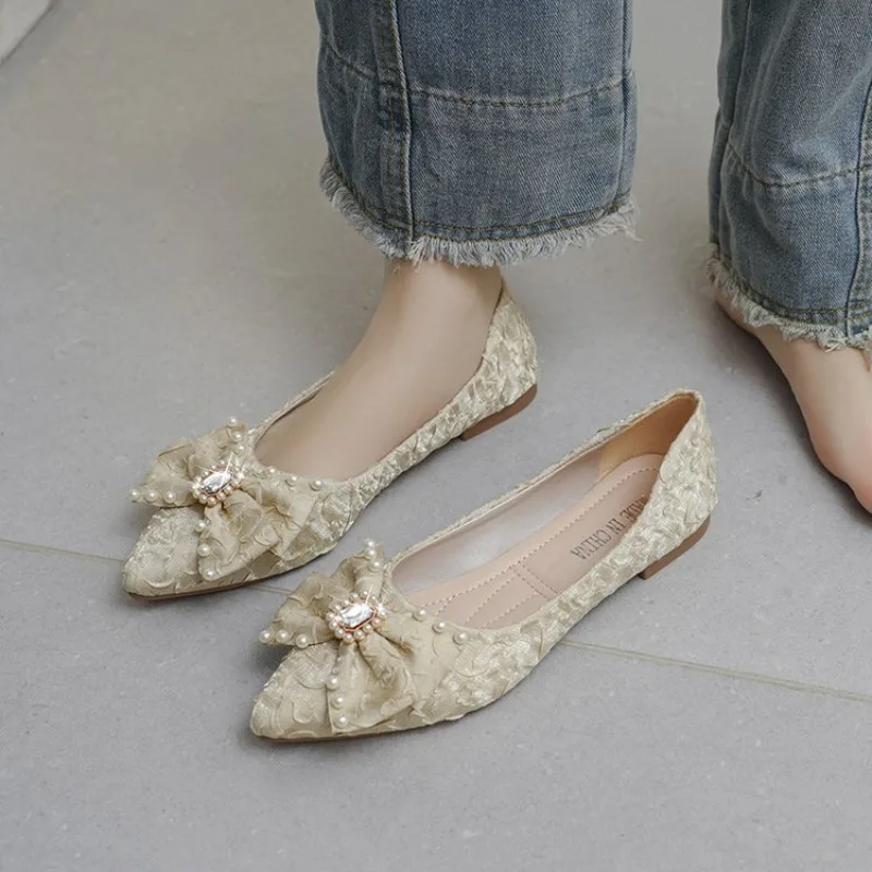 Flat Shining Shoes Womens 2026 New Bow Knot Rhinestone Fairy Style Casual Commuting Womens Comfortable Shoes Woman Shoes view 2