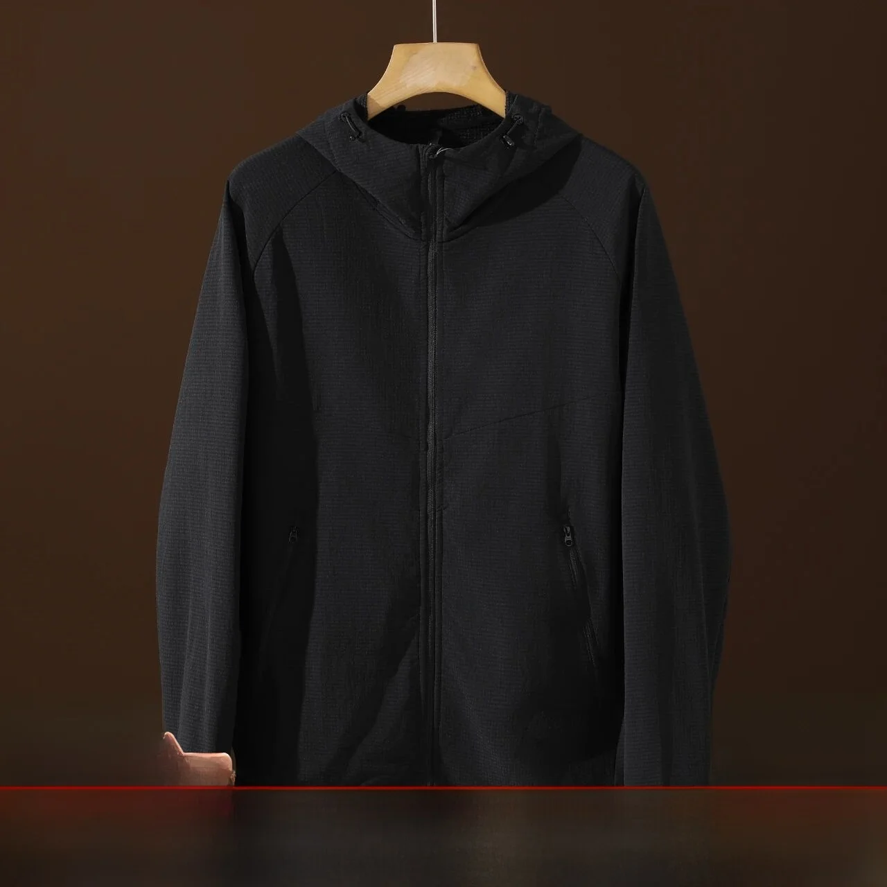 

High-End Outdoor Men's Knitted Jaet with Hood Breathable Elastic 3D Patterned Design Stand Fit Long Sve Zipper Closure