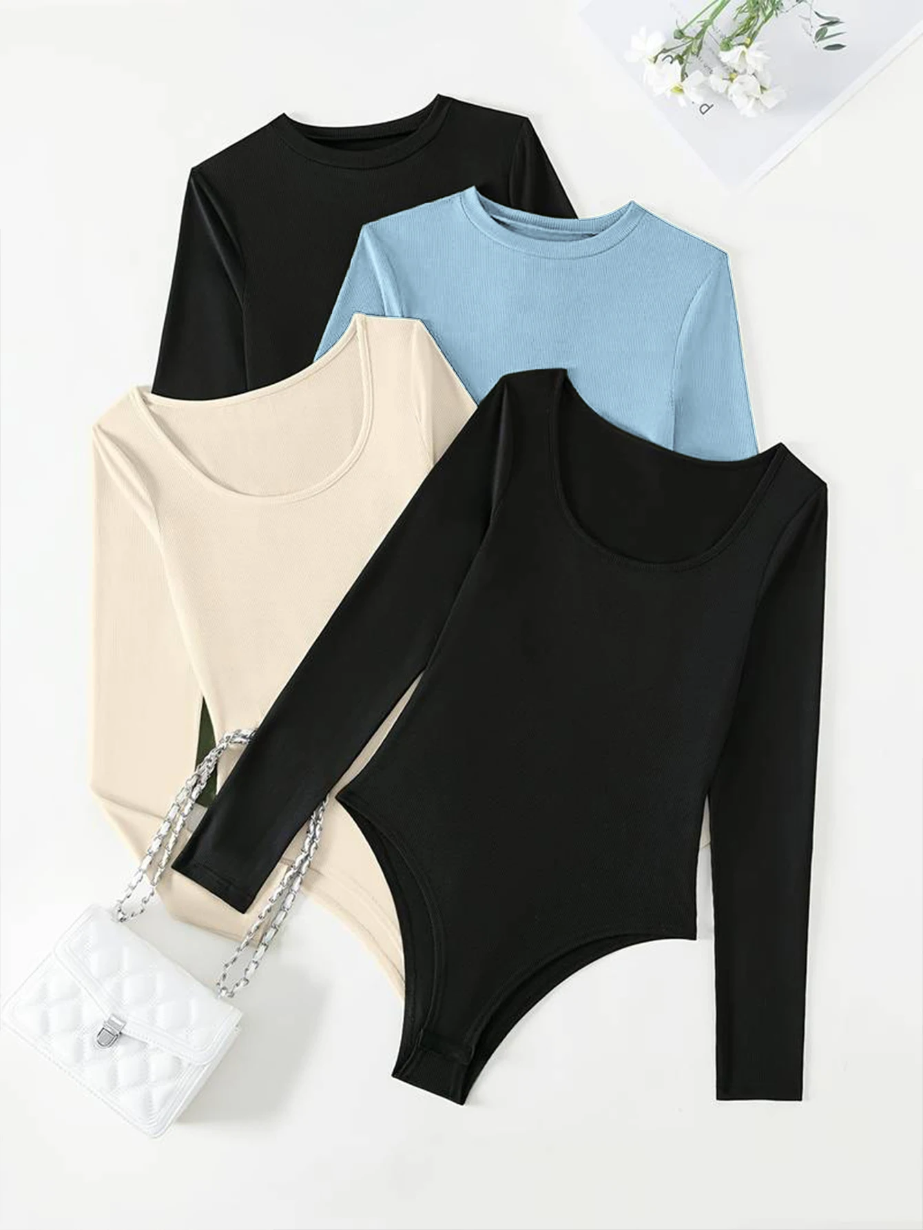 

A four-piece solid color tight-fitting top set that is selling well in Europe and America for autumn and winter