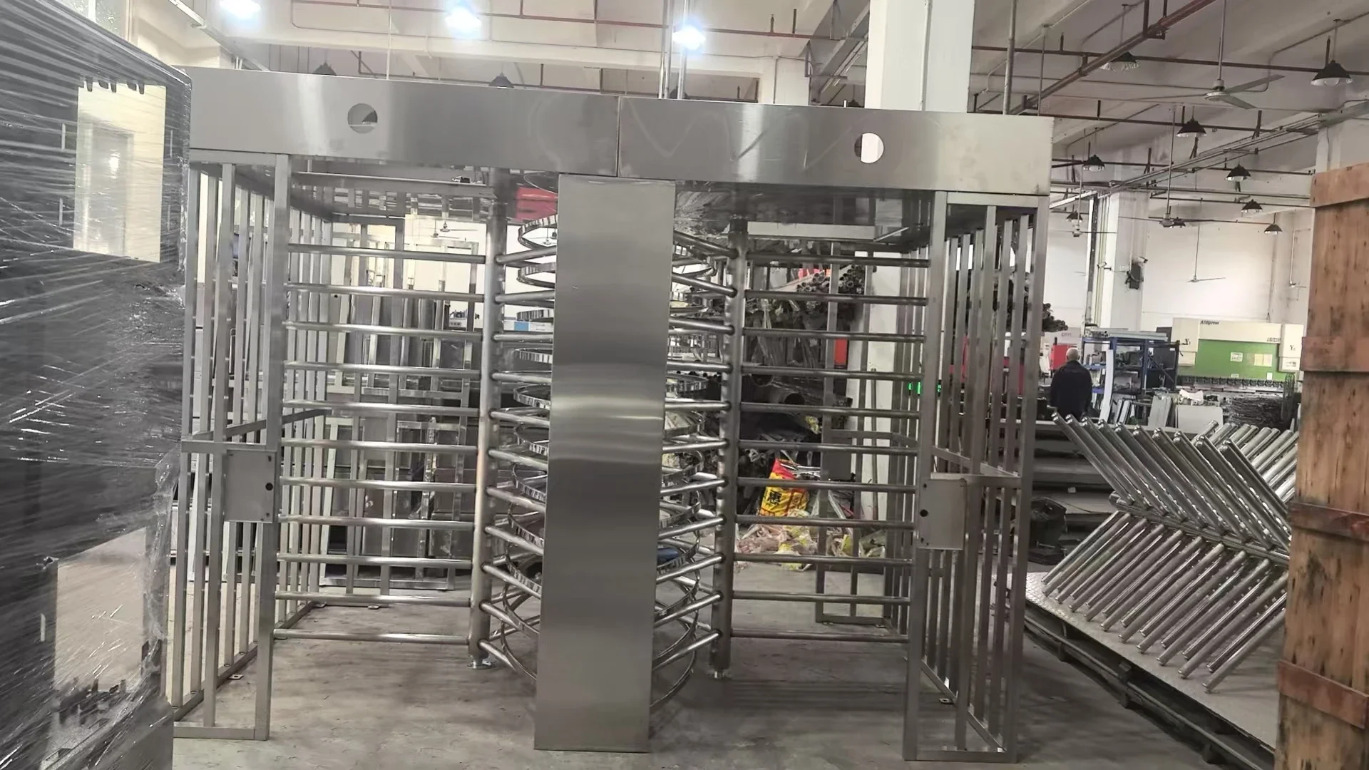 Controllo accessi porta con riconoscimento facciale RFID Tornello alto completo Cancello tornello a doppio canale a tutta altezza Cancello barriera QR Rfid
