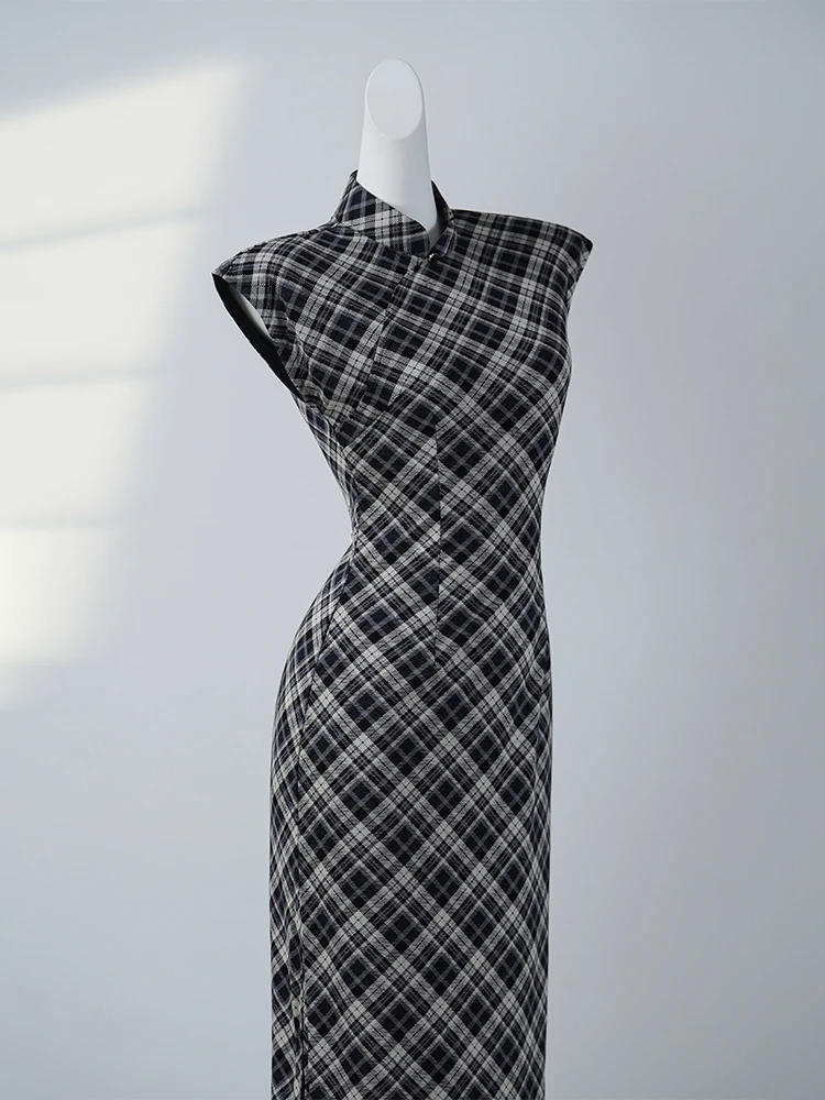 

Потрясающее молодежное клетчатое платье-ципао 2025 года: новое летнее, высококачественное, приталенное, в улучшенном китайском ретро-стиле, длинное, элегантное, модное