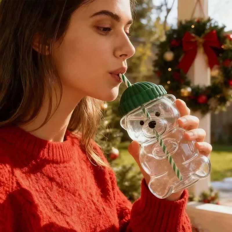 

Кофейная кружка в форме мультяшного медведя, кружка с милым медведем, стеклянная чашка с соломенными очками, чашка на день рождения, Рождество, подарки для женщин, детей, друзей