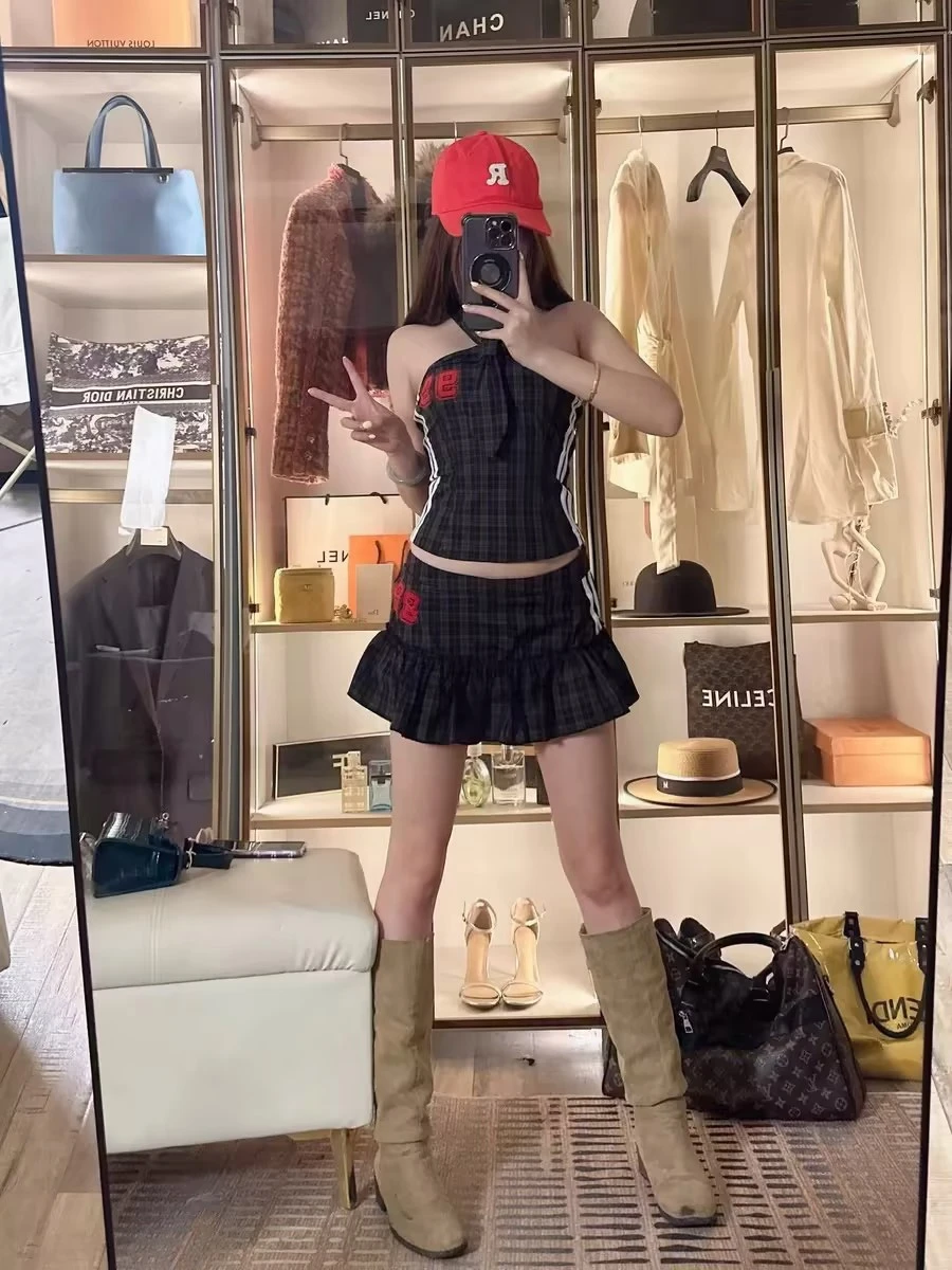 

Summer Design Off-oulder Crop Top And High-Waist Pleated Skirt Two-Piece Set Spicy Girl Outfit Women's Faion Ensemble