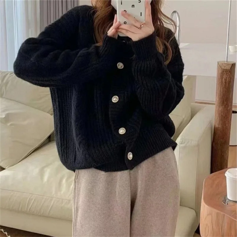 Cappotto maglione lavorato a maglia autunno e inverno moda coreana da donna Casual stile pigro girocollo cardigan lavorato a maglia con bottoni di