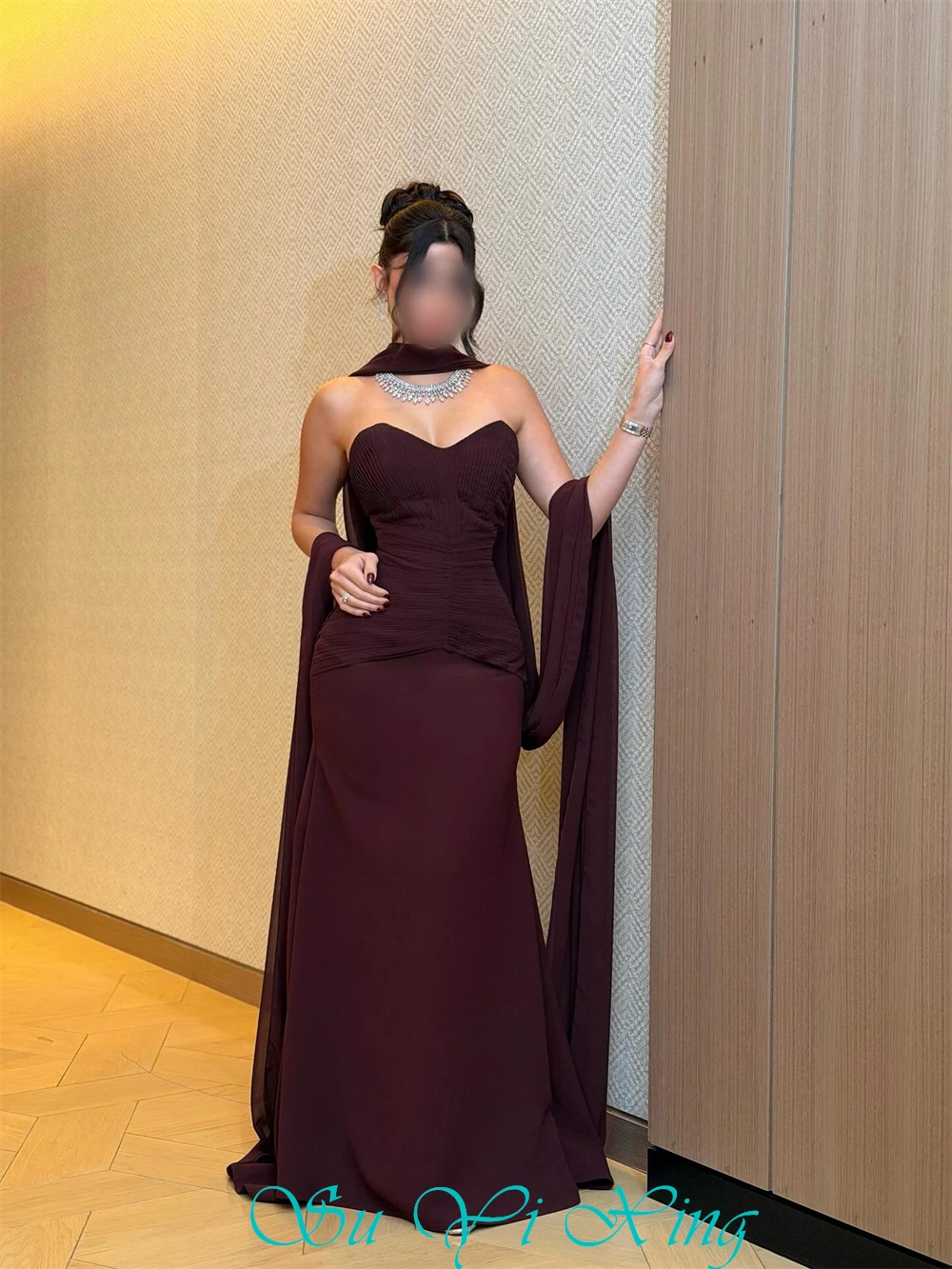 Vestido de noche bohemio personalizado de Jersey color Burdeos, vestido de fiesta Formal sin mangas con escote en forma de corazón, vestido de cóctel de cola de barrido recto suave