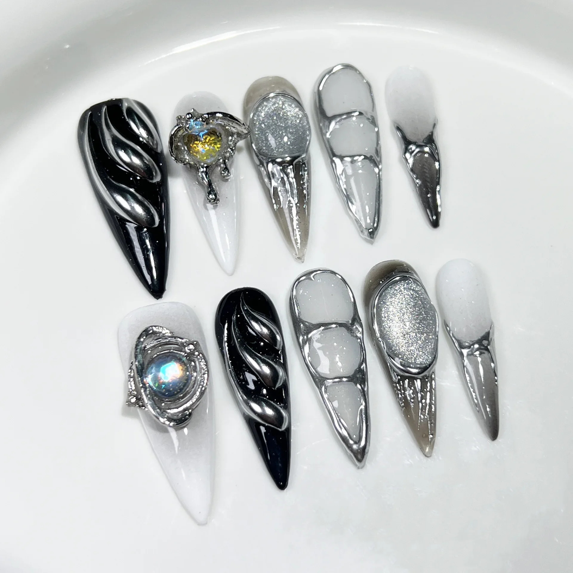 10st handgemaakte pers op kunstnagels donkere lange stiletto volledige over rode diamant zilveren lijn ontwerp nepnagels coole manicure nageltip
