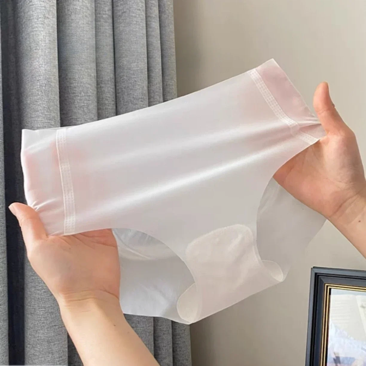 

Женские Летние ультратонкие быстросохнущие трусики