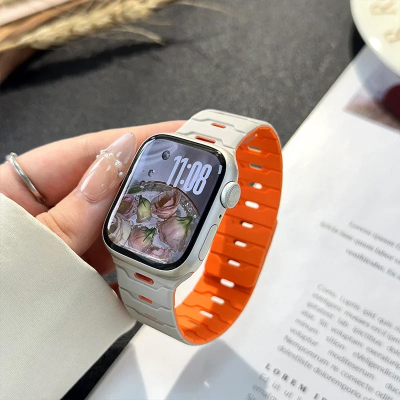Magnetic Strap For Apple Watch Bands Ultra 2 49mm 45mm 44mm 46mm 42mm Belt Silicone Bracelet iWatch Series 11 10 8 7 6 5 4 9 SE