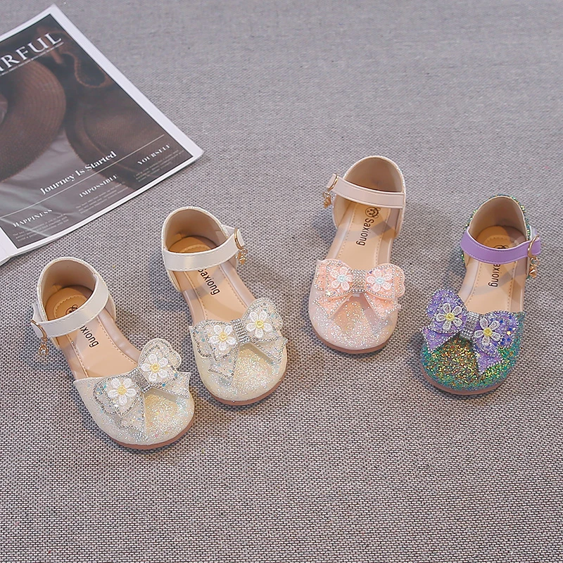 Girls Dance Dress Shoes Shiny Sweet Kids Sandals Cute Bows Versatile 2026 Summer New Children Princess Shoes Soft Bottom