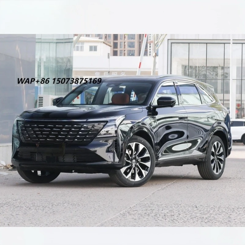 New Design 2024 Changan CS75 Plus SUV Luxury High-Tech Interior Automatic Transmission Panoramic Sunroof Left Global Export