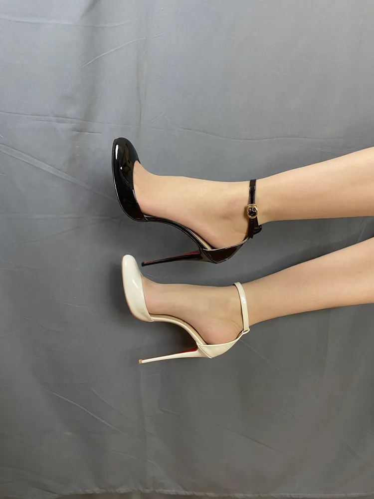 Round toe high-heeled shoes with straight stripes, thin heels, summer sandals, black patent leather, super shallow mouth, sexy