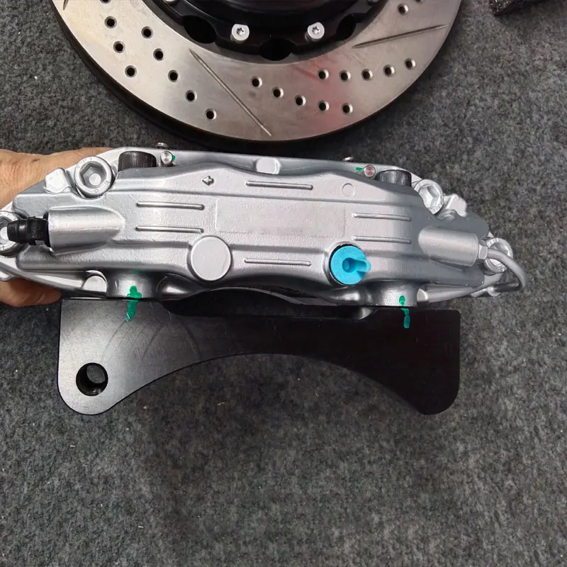 Factory Customize 4 Pot BIg Brake Caliper with Drilled and Soltted Disc Kits for BMW E46 E36 E85 E86