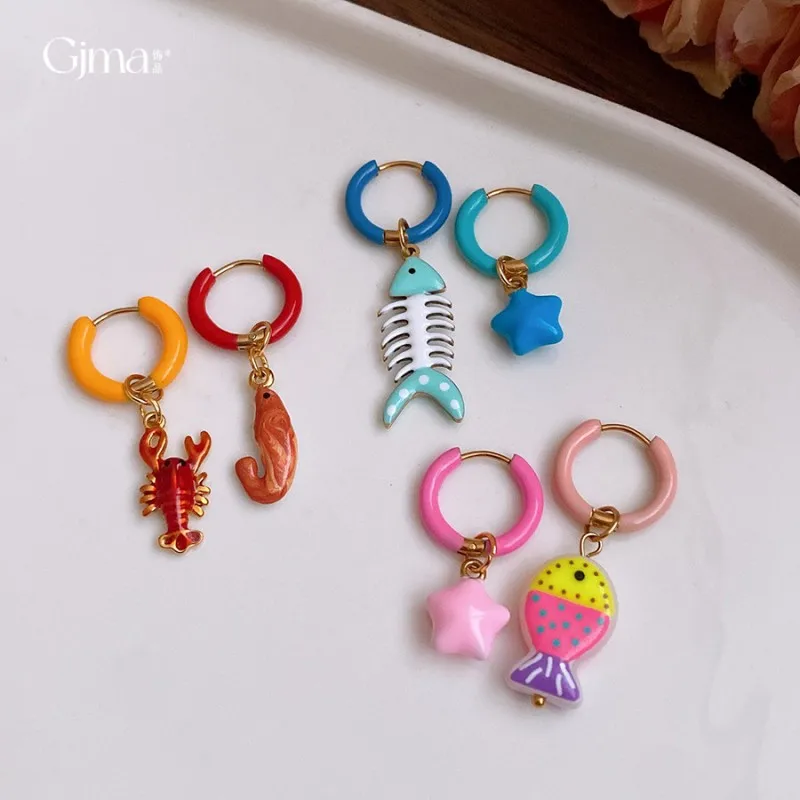 

Unique Marine Animal Series Hoop Earrings Cute Fishbone Asymmetric Earrings Fashion Small Hoops Earrings With Goldfish Jewelry