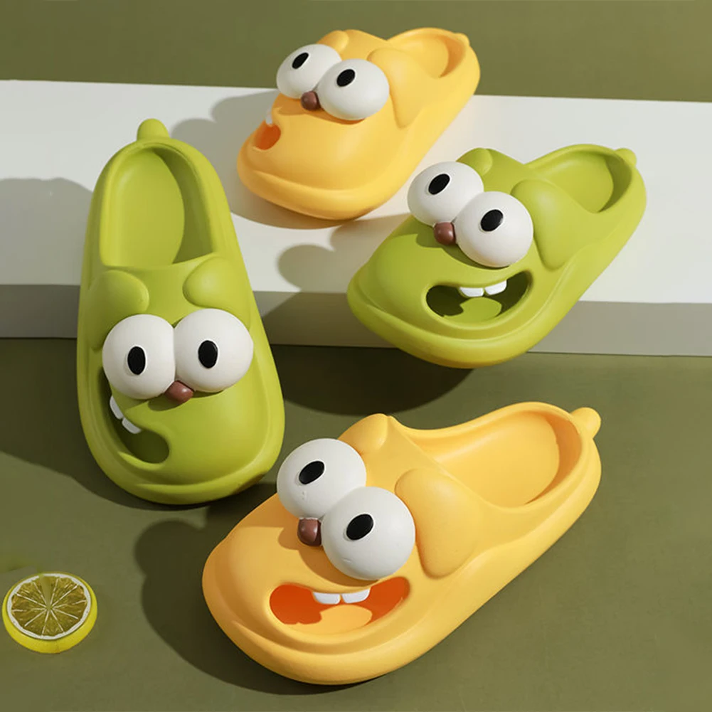 Cartoon Dog Outdoor Slippers Women Bathroom Soft Sole Anti-Slip Shower Slippers Home Indoor Slipper Summer Kawaii Couple's Shoes