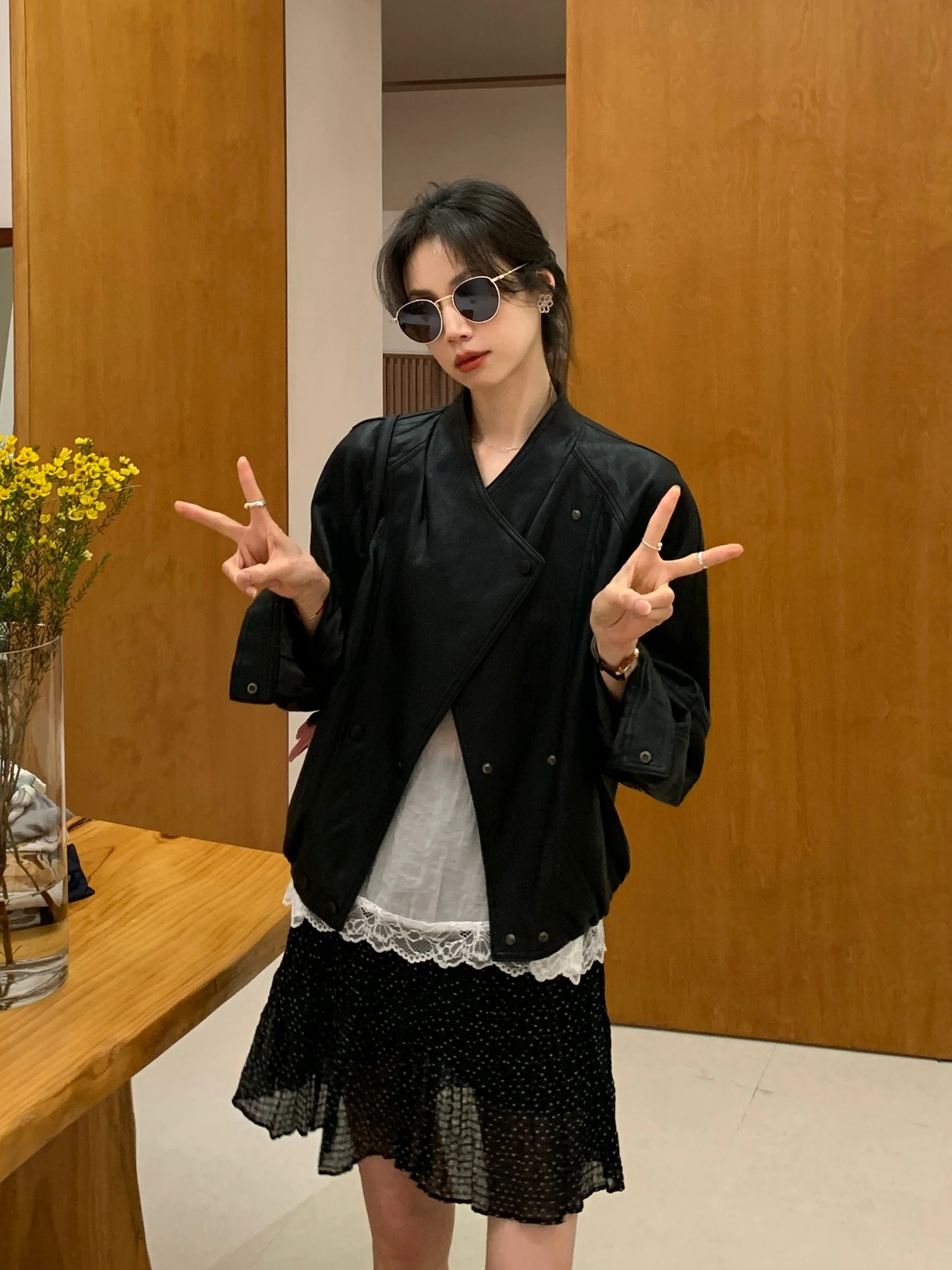 

BRIVIN Retro Bla Stand Collar ort Leather Jaet Women's Spring Faionable Windproof Slimming Jaet Double Button Closure