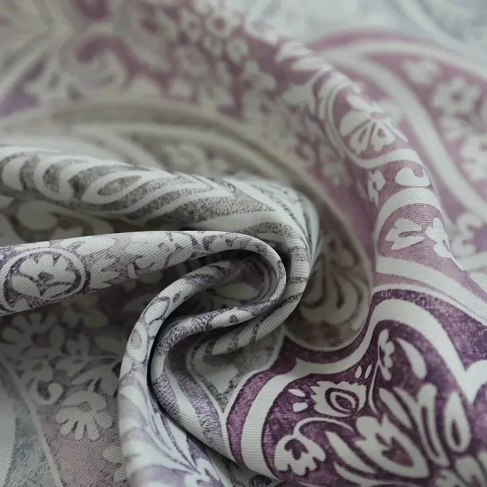 

Простые классические и ретро-принтованные шторы для блокировки света в гостиной и спальне.