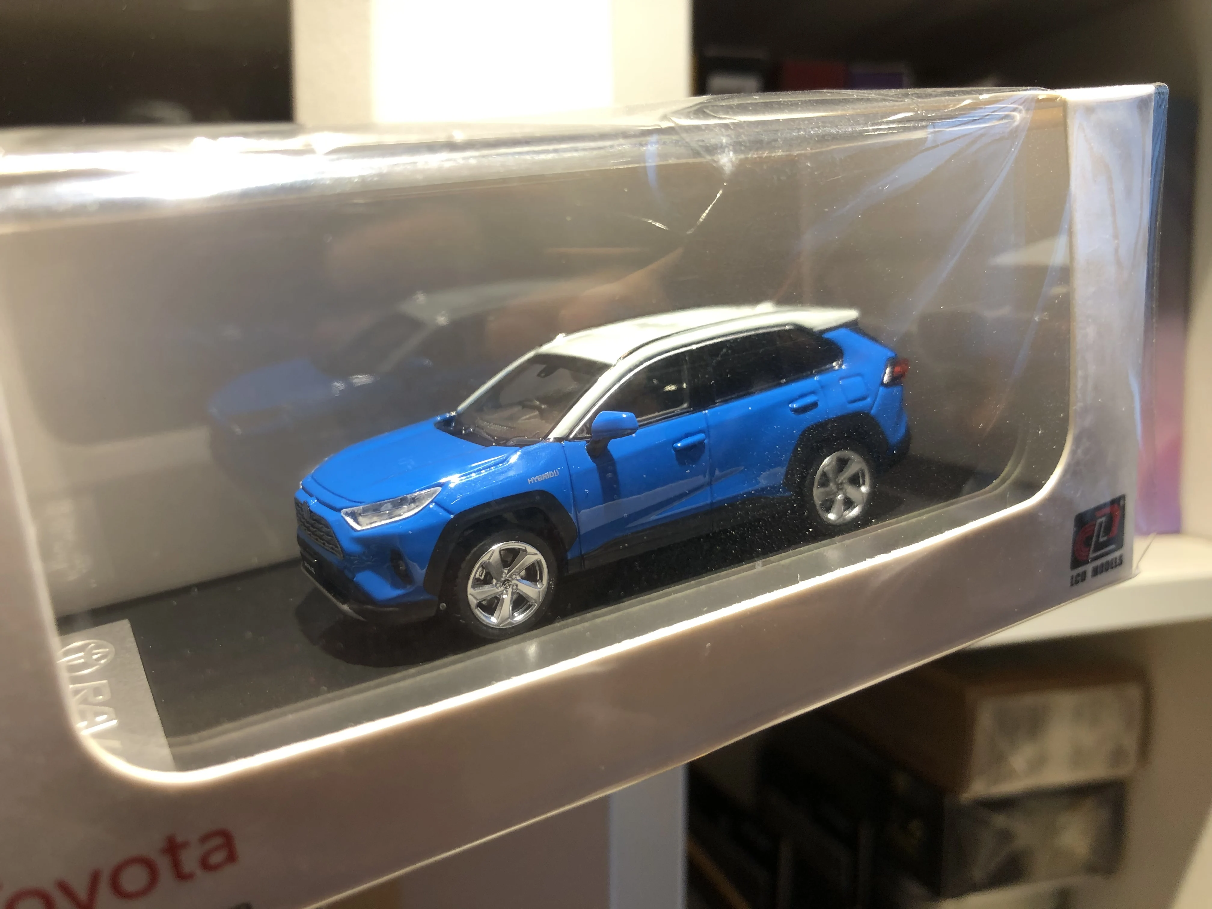 LCD 1:64 RAV4 مجموعة سيارات معدنية هجينة زرقاء دييكاست إصدار محدود ألعاب هواية