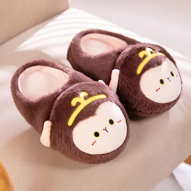 Q-version cute monkey home slippers for men and women, funny slippers for Sun Wukong indoor slippers