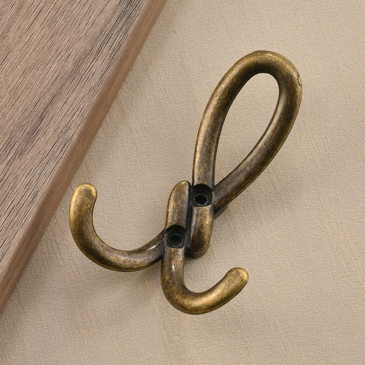Gancho de pared doble de aleación de Zinc para ropa, torceduras de masa frita, porche, baño, cocina, simple, Vintage